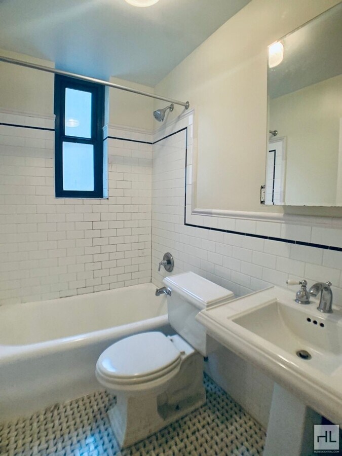 Photo - SECOND AVENUE Unit 10L