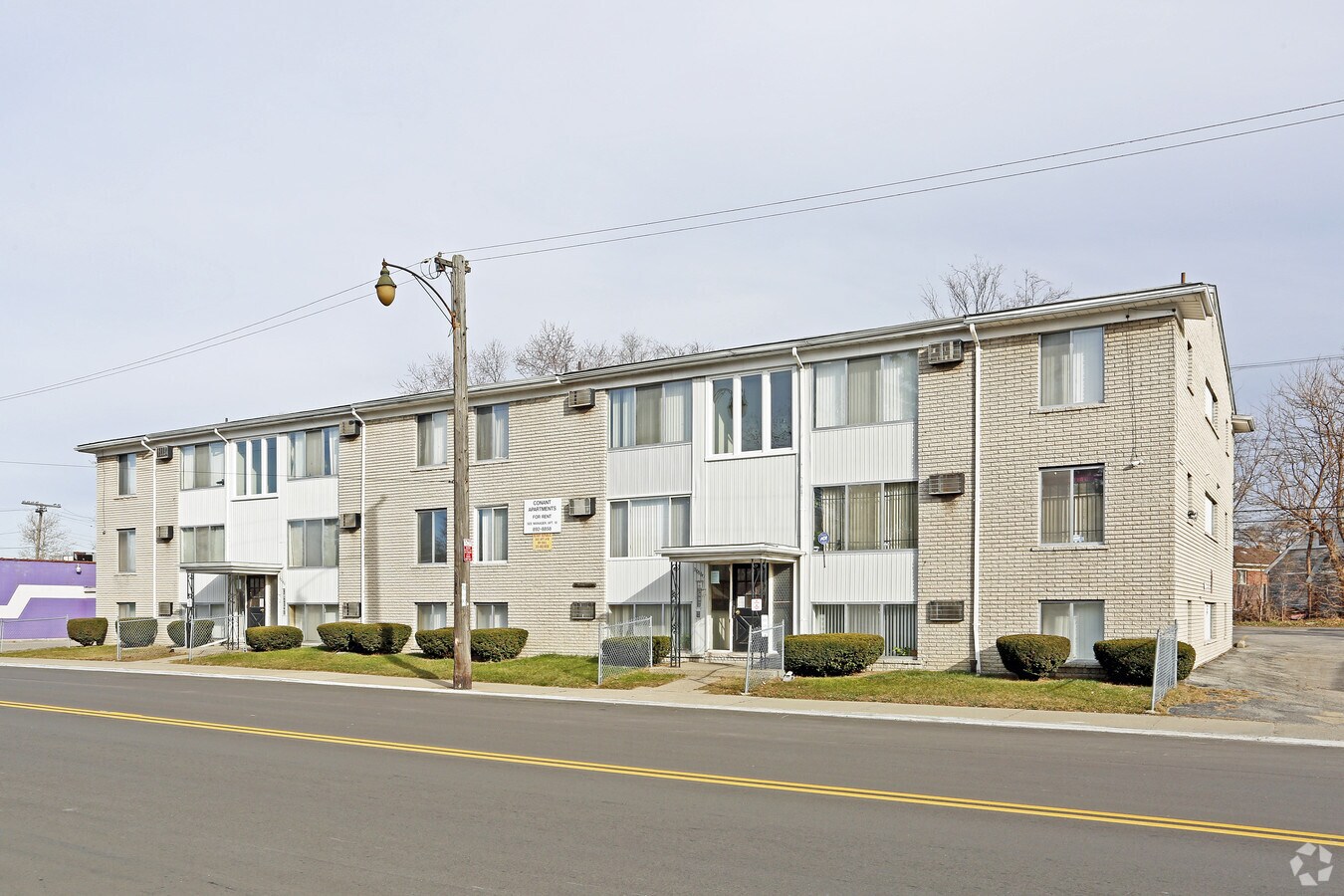 Conant Apartments - Conant Apartments