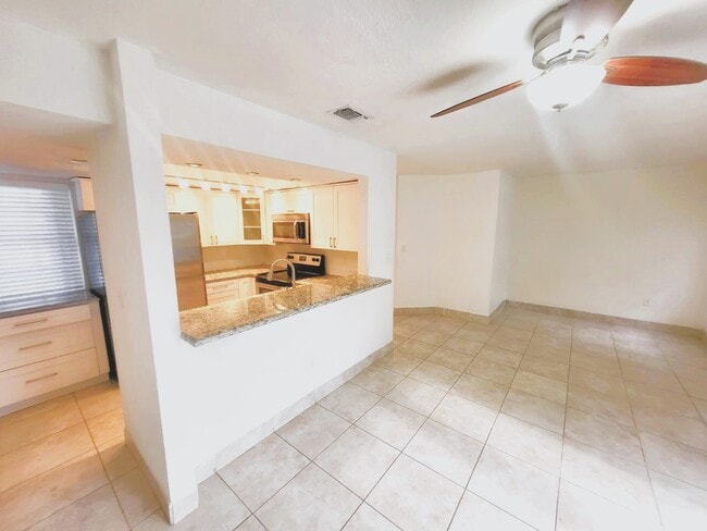 Photo - 20758 SW 83rd Ave