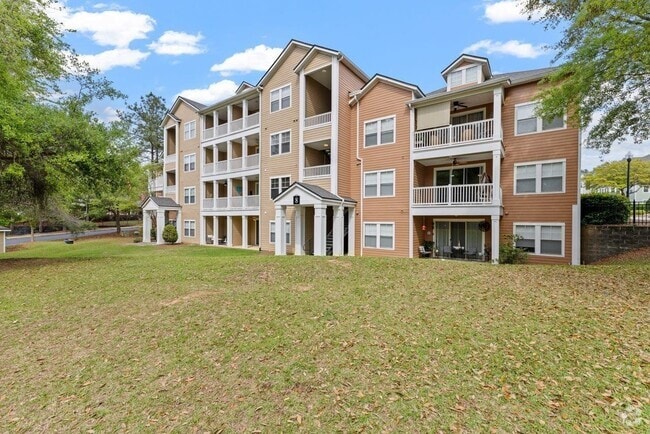Building Photo - 2801 Chancellorsville Dr Rental