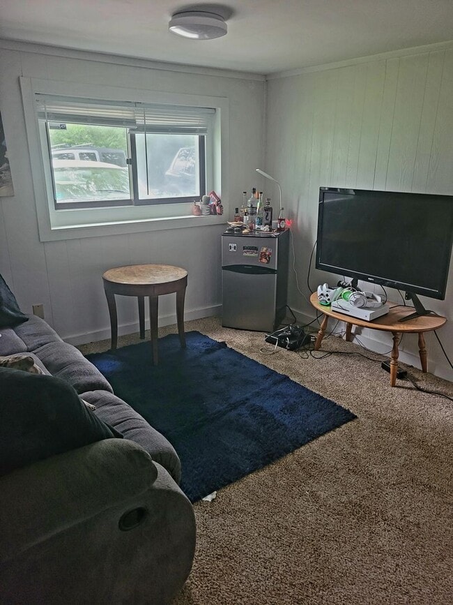 Photo - 314 W 16th St Unidad #2