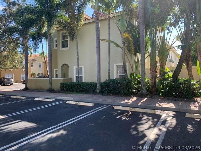 101 Lake Monterey Cir