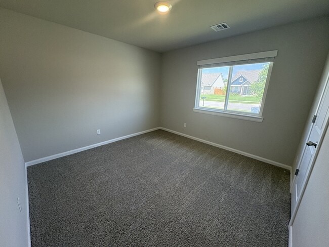 Photo - 15910 East 75th St N