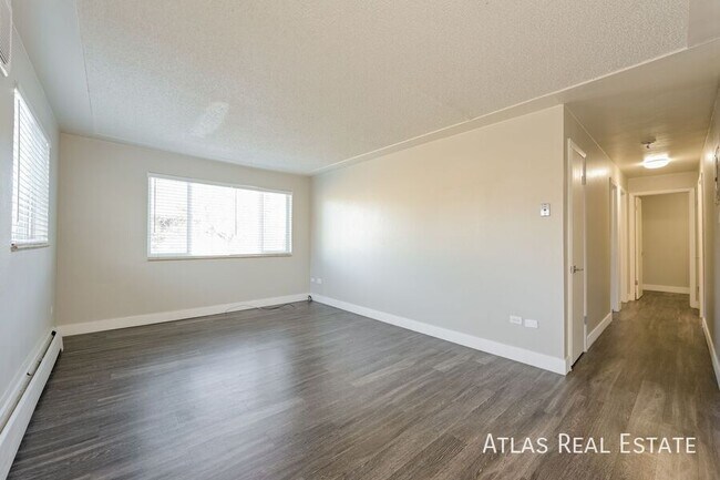 Photo - 3150 N Harlan St Unidad 08