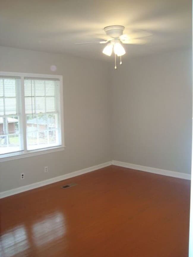 Photo - Charming two bedroom and one bath home available to rent near River Rd