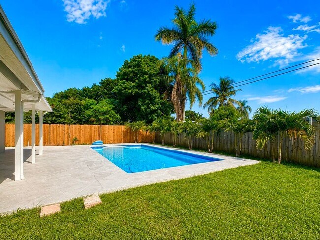 345 Pinehurst Rd