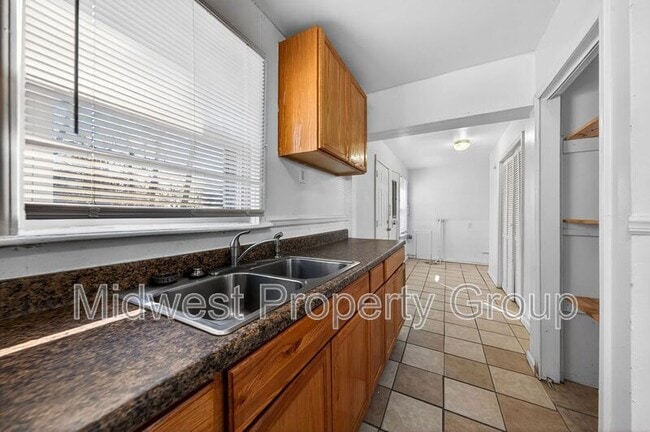 Photo - 334 Mueller Ave