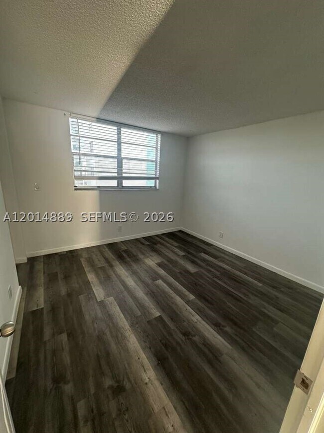 Photo - 2903 NE 163rd St Unit 506