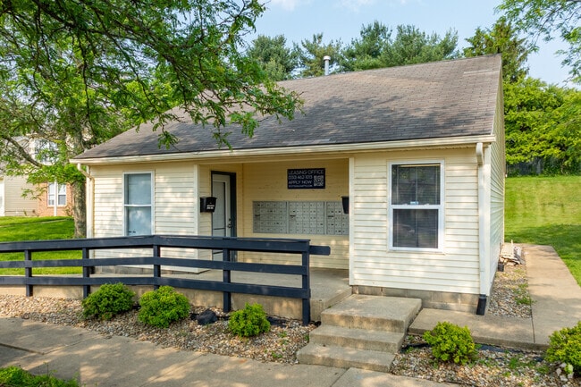 Leasing Office