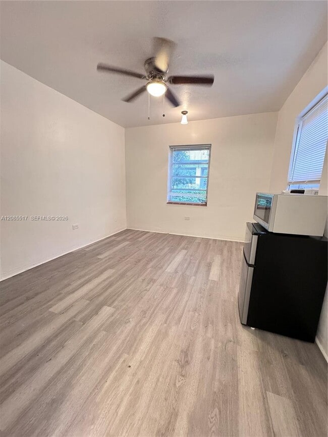 2652 SW 23rd Ave Unit back
