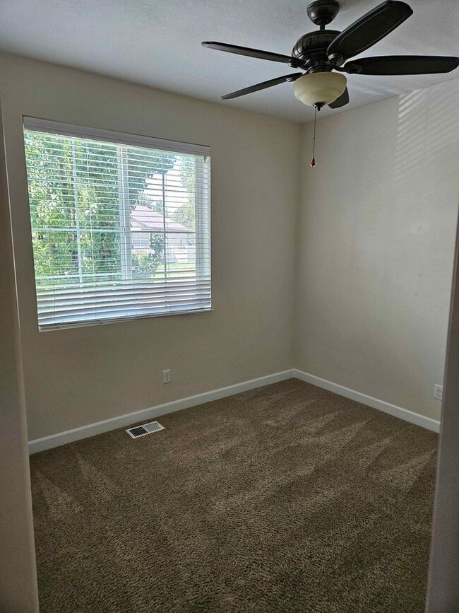 Photo - 571 S 360 East Cir