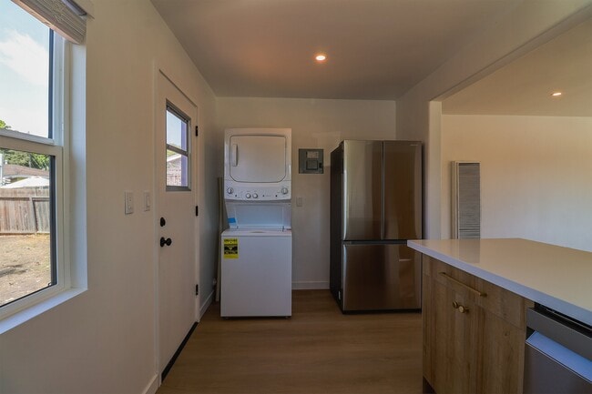 Photo - 290 Walnut St Unit A 101