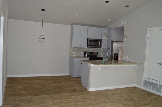 Photo - 9404 Menchaca Rd
