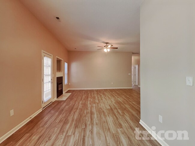 Photo - 314 McGinn Grove Dr