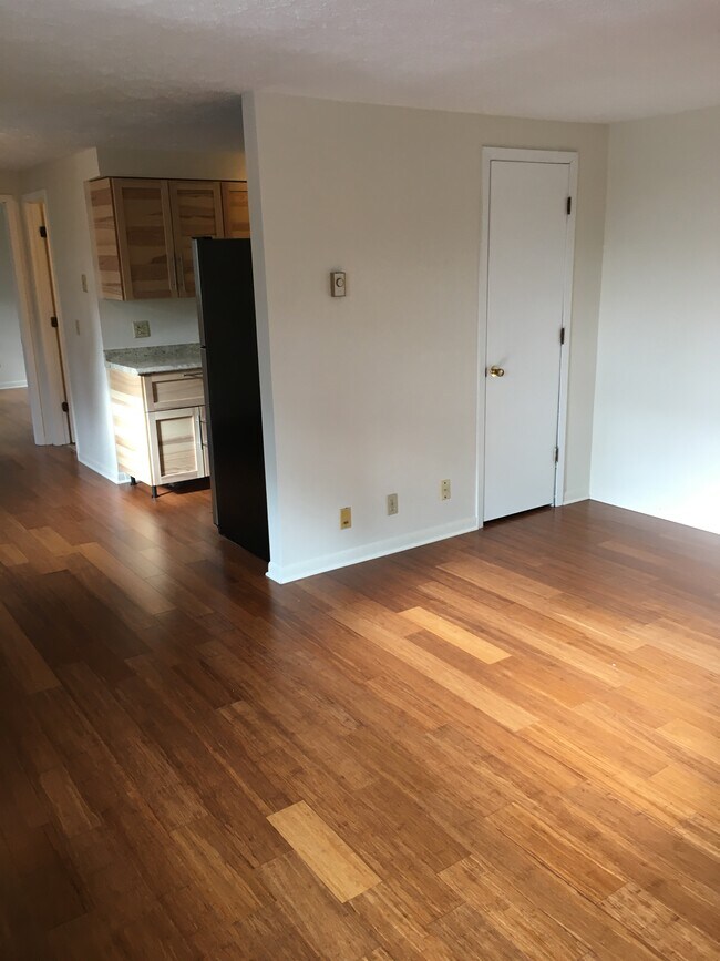6062 Donna-Jay Dr