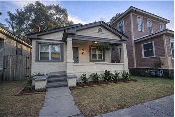 Building Photo - 711 W 42nd St