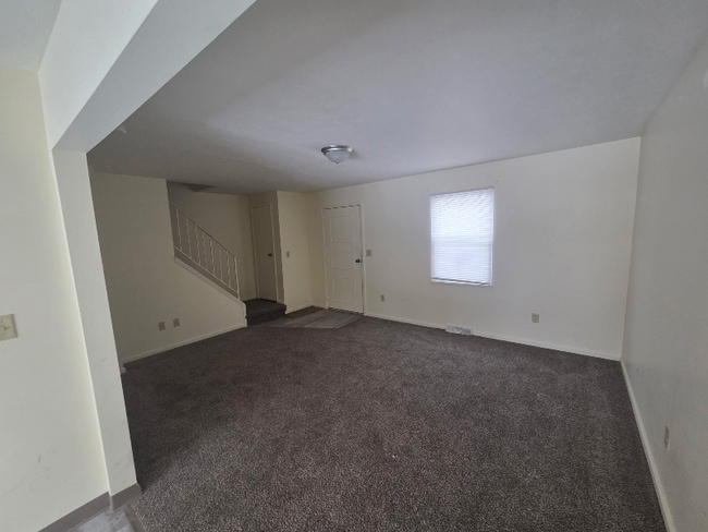 Photo - 339 Mathews Rd