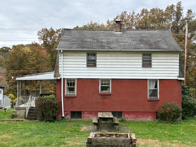 Photo - 5454 Gibson Rd