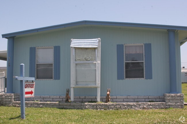 Photo - Imperial Courts Mobile Home Park