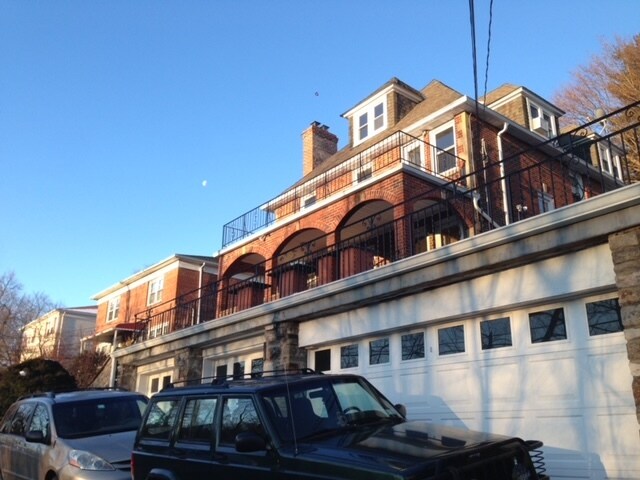 Photo - 212 Alpine Pl Unit Basement Apt.