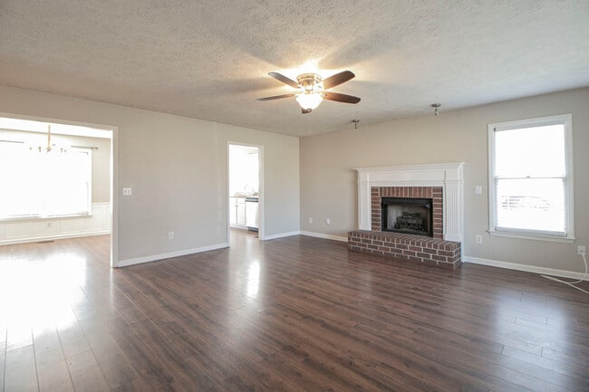 Photo - 1719 Claire Ct