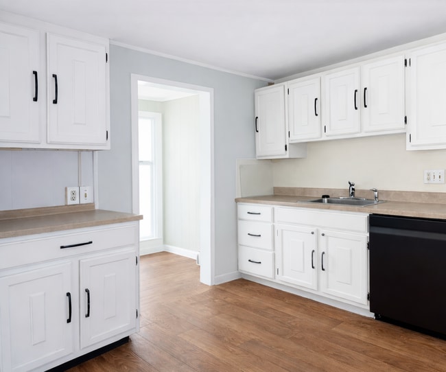 Photo - Cozy Milford Single Family – 3 Beds, Laundry, Parking!