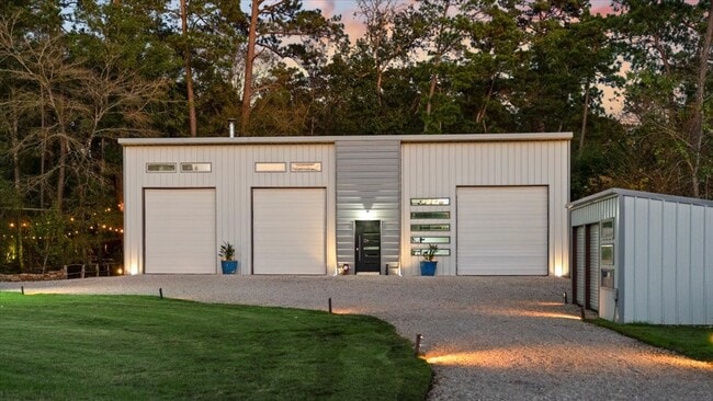 Photo - 30400 Highland Blvd