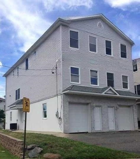 Photo - 1135 Farm Rd