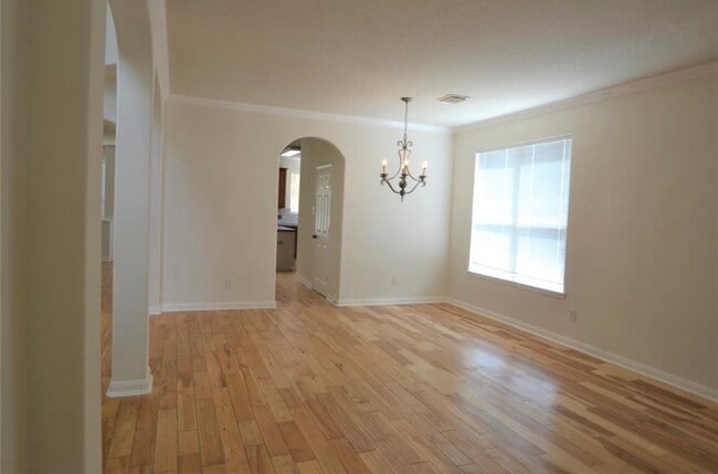Photo - 2110 Banfield Ct
