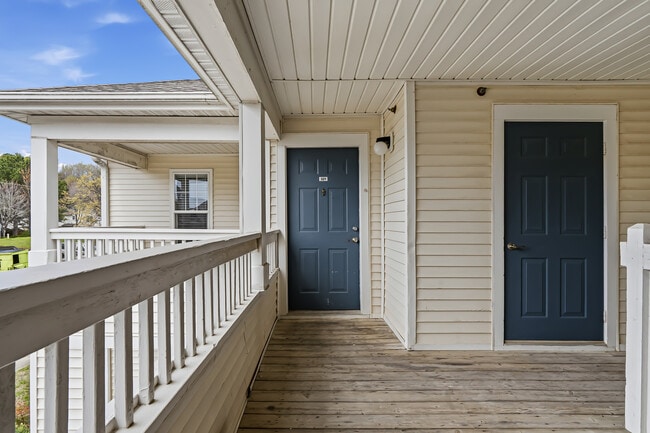 The Pointe @ Apex Apartments