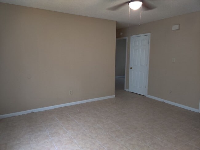 Photo - 403 Digh St Unit 403 Digh Street Apt A