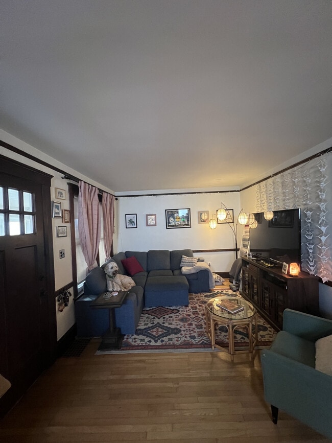 Photo - 436 Withington St