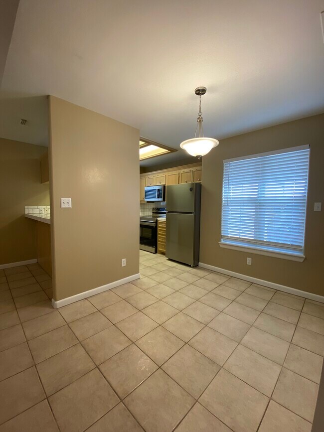 Photo - 1209 Swallow Ave Unit #3