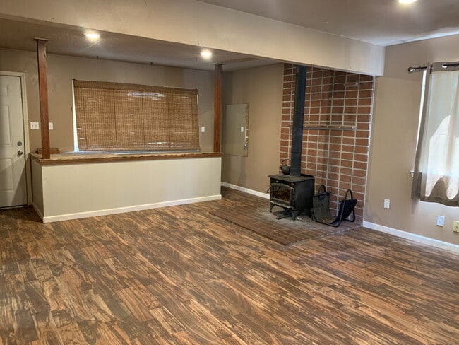 Photo - 3 bedroom 2 bathroom home near Sly Park Lake for rent!