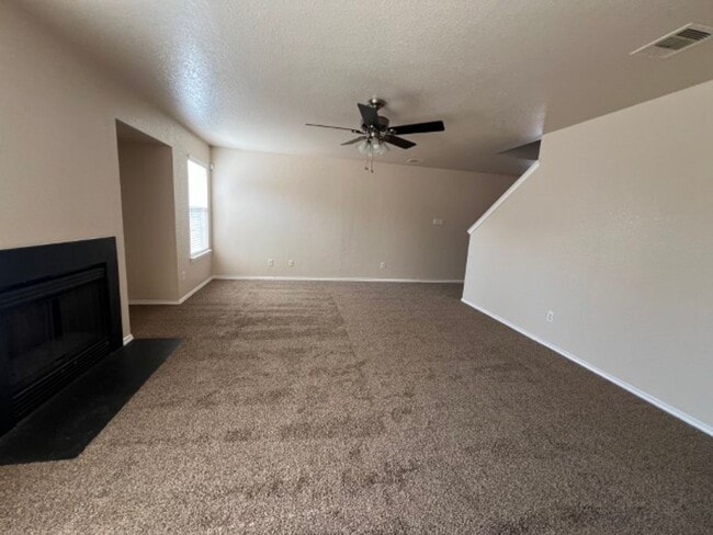 Photo - Nice 3 Bedroom Home