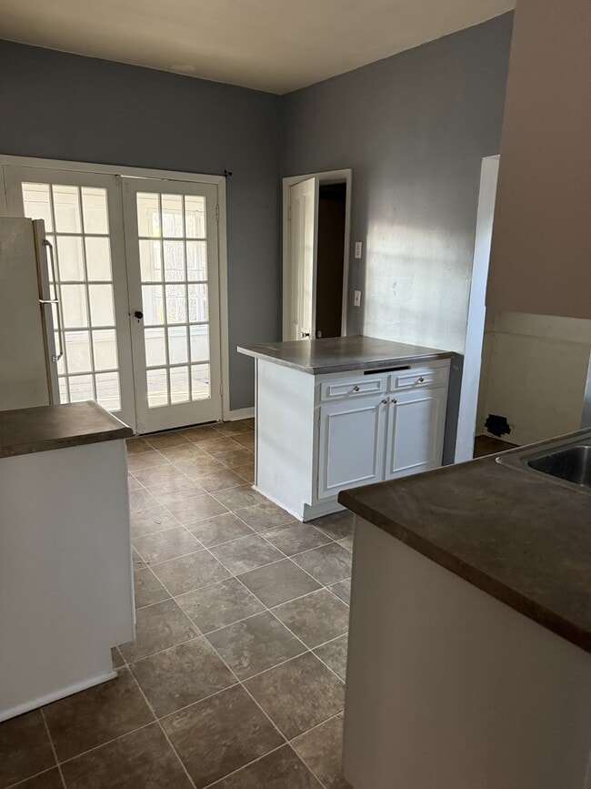 Photo - 219 Van Buren Street