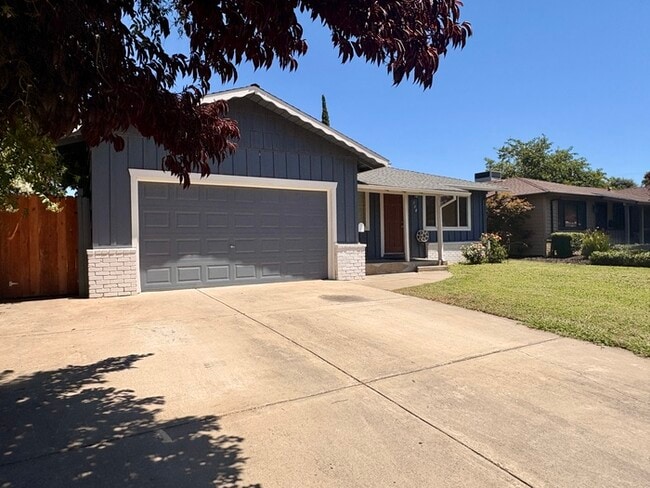 Photo - Great Single Story For Rent in Rio Linda CA! 3 Bedroom 1 Bathroom with large backyard