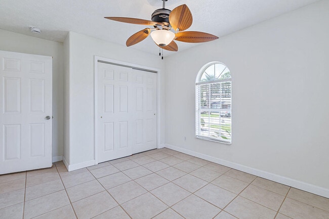 Photo - 208 Palm Cir