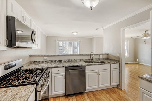 Photo - 2058 Leeward Ln