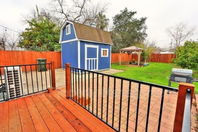 Photo - 3808 38th St