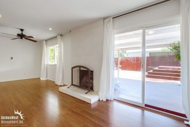 Spacious 4Bdm 2.5Ba Clairemont Mesa Home with Private Spa!