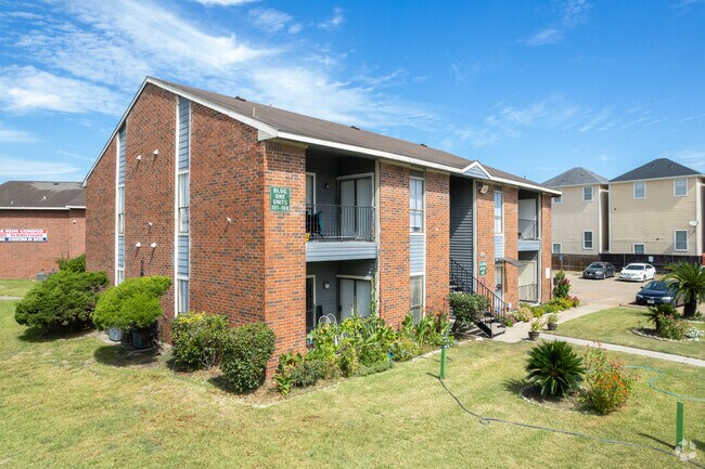 Photo - Chelsea Row Condos