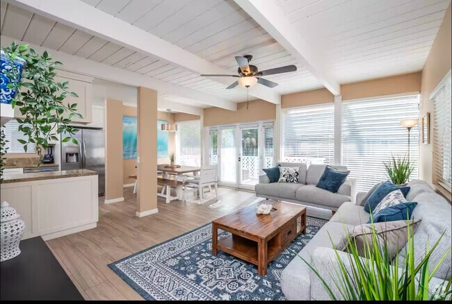 Spacious open floor plan - 730 Asbury Ct Rental