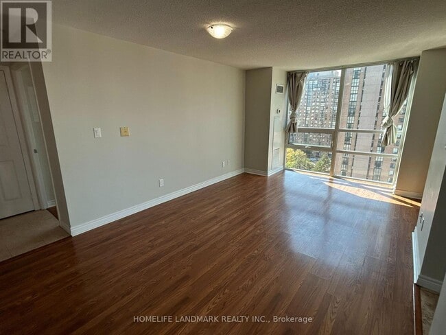 Photo - 208 Enfield Pl Unit 1808
