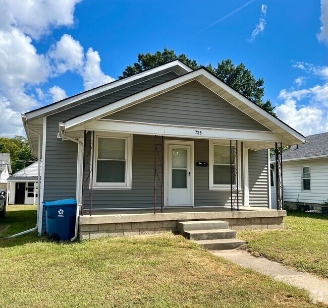 Building Photo - 725 Rice St Unit House