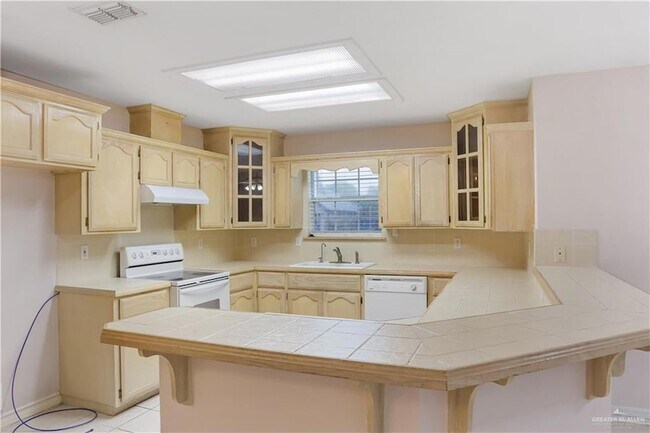 Photo - 2212 Lilly Cove Dr