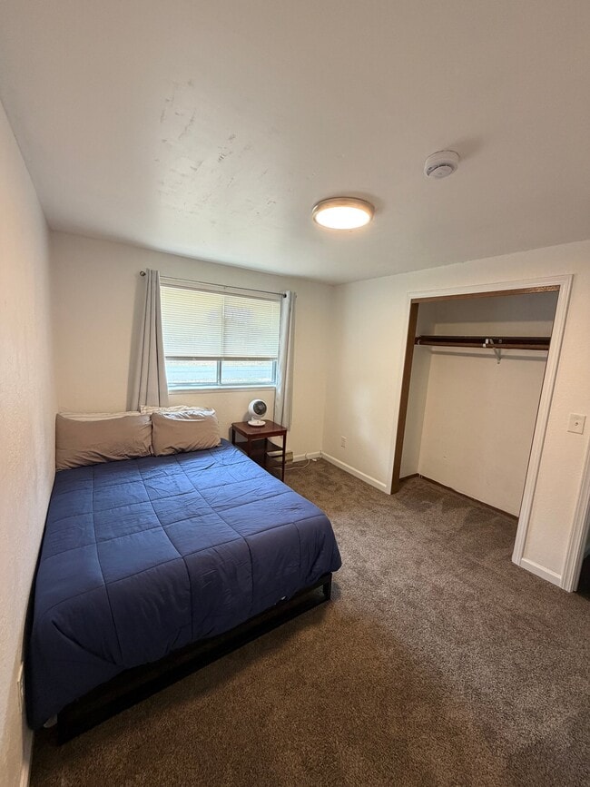 12507 42nd Ave NE
