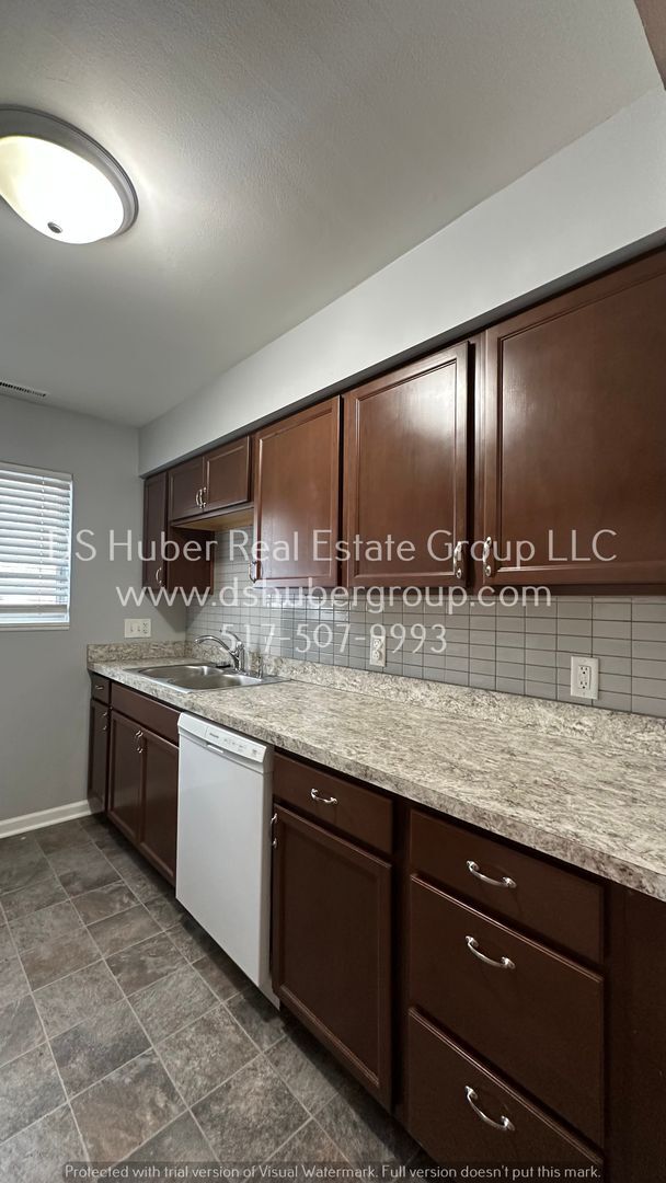 Photo - 1917 Bois Ile Dr