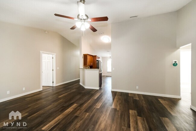 Photo - 100 Autumn Springs Ct W