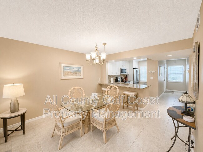 Photo - 431 Cerromar Ln